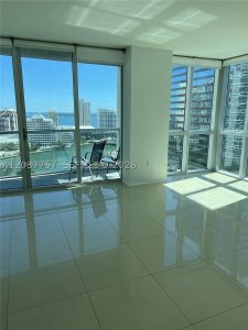 Aluguel de apartamento no 500 Brickell East Tower 2102