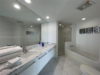 Aluguel de apartamento no 500 Brickell East Tower 2102
