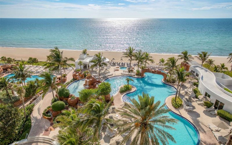 Condo for sale at Trump International Sonesta Beach Resort 1008