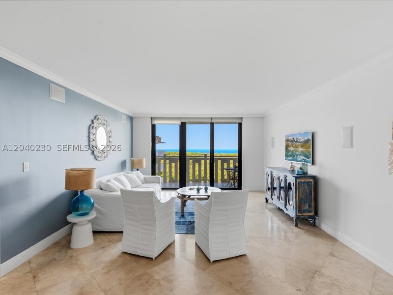 Condo for sale at Towers of Key Biscayne E1205