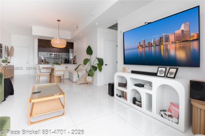 Comprar apartamento en The Plaza Tower I 4701