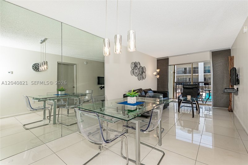 Comprar apartamento en Le Cartier 215