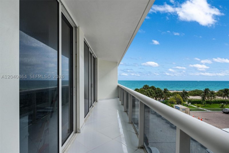 Condo for sale at Solimar S4-J