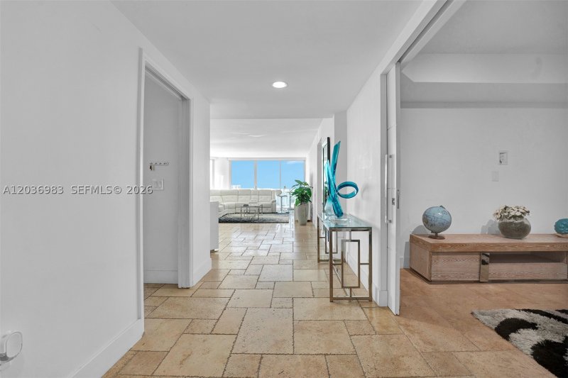 Apartment for rent at Oceania 4 1944