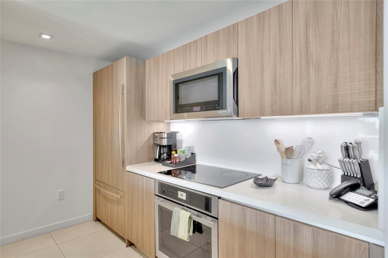 Condo for sale at Tiffany House 504