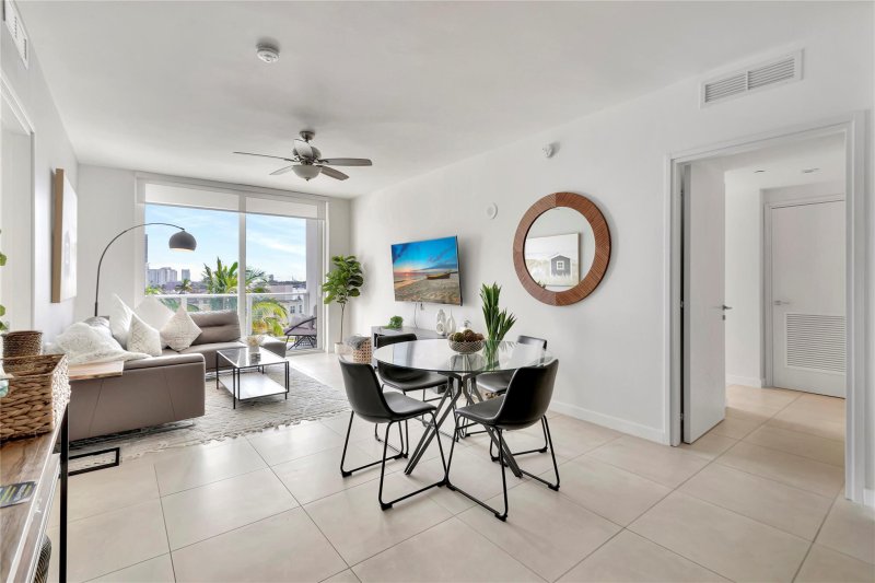 Condo for sale at Tiffany House 504