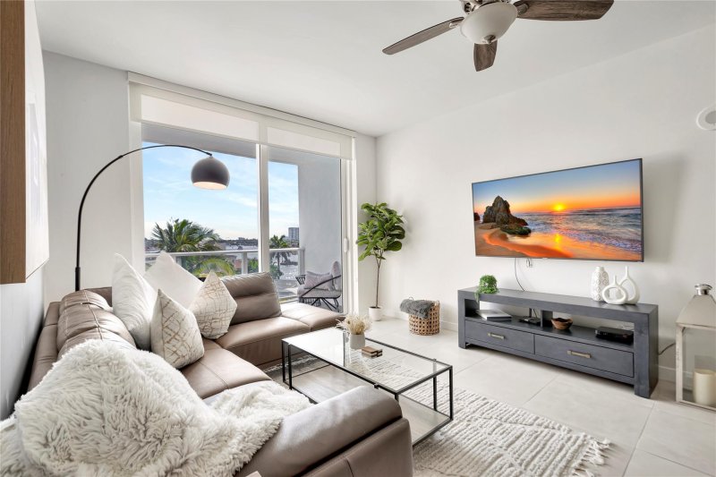 Condo for sale at Tiffany House 504