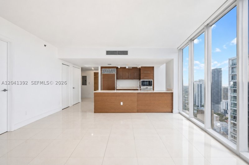 Condo for sale at Icon Brickell Tower I 4715