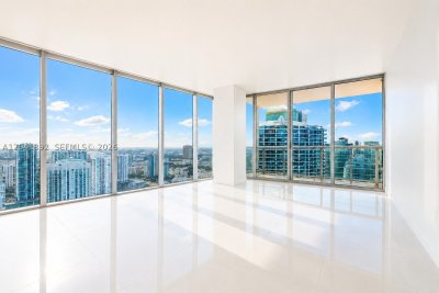 Comprar apartamento no Icon Brickell Tower I 4715
