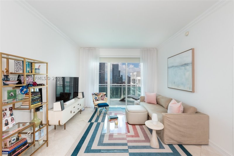 Apartment for rent at The Plaza Tower I 4403