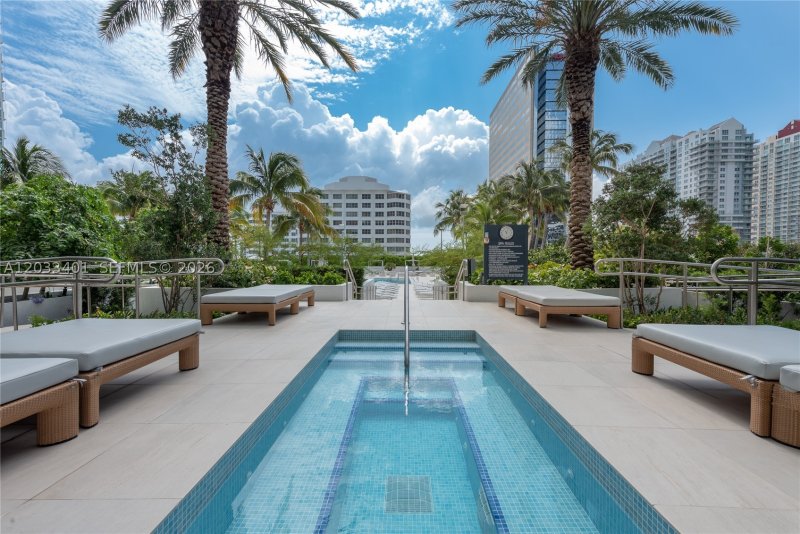 Apartment for rent at The Plaza Tower I 4403