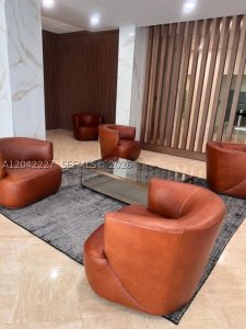 Comprar apartamento no Winston Towers 1211