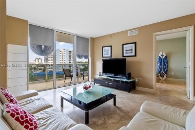 Aluguel de apartamento no Beach Club Three 608