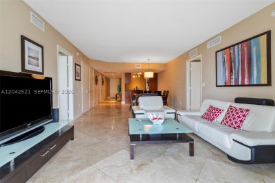 Aluguel de apartamento no Beach Club Three 608