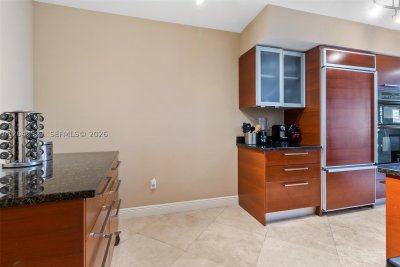 Aluguel de apartamento no Beach Club Three 608