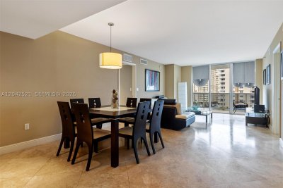 Aluguel de apartamento no Beach Club Three 608