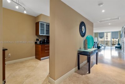 Aluguel de apartamento no Beach Club Three 608