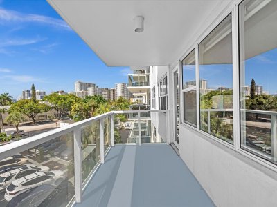 Comprar apartamento en Coral Ridge Towers East 302