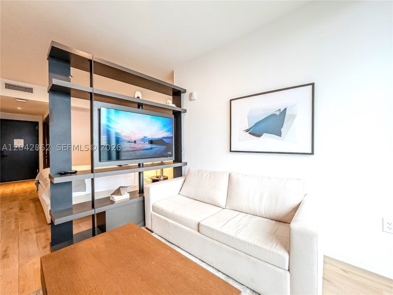 Comprar apartamento en The Elser Hotel and Residences 4316