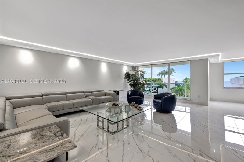 Apartment for rent at Aquarius Towers 404N