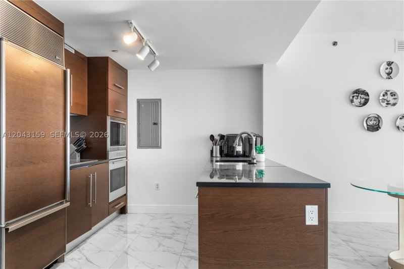 Aluguel de apartamento no Icon Brickell Tower I 5505
