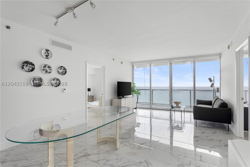 Aluguel de apartamento no Icon Brickell Tower I 5505