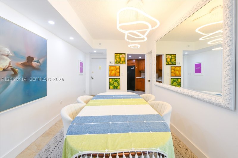 Apartment for rent at Four Ambassadors 1462