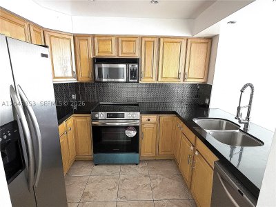 Coronado I Apt #2210