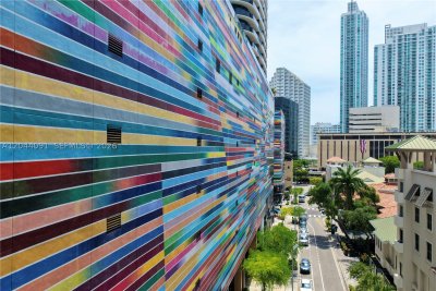 Comprar apartamento no Brickell Heights West 2208