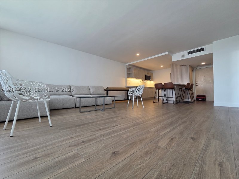 Apartment for rent at Bayview Towers A410