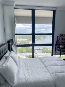Aluguel de apartamento no Charter Club Condos PH22