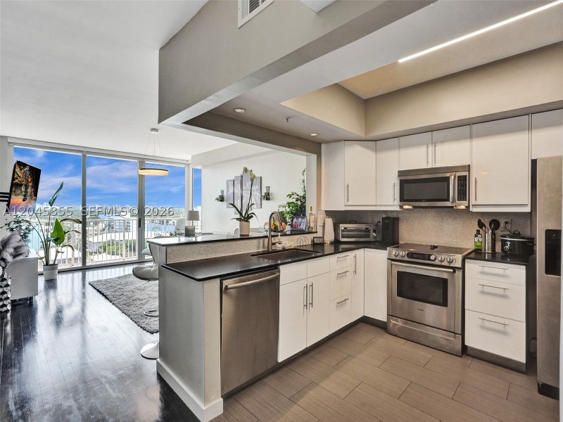Condo for sale at The Tides at Bridgeside Square 925