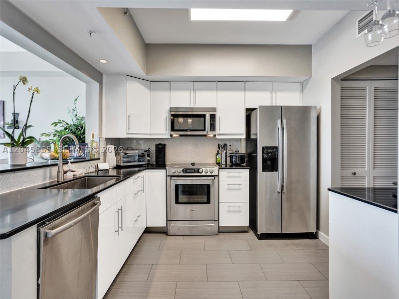 Condo for sale at The Tides at Bridgeside Square 925
