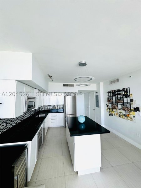 Comprar apartamento en Mint at Riverfront 3608