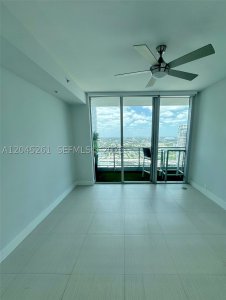 Comprar apartamento en Mint at Riverfront 3608