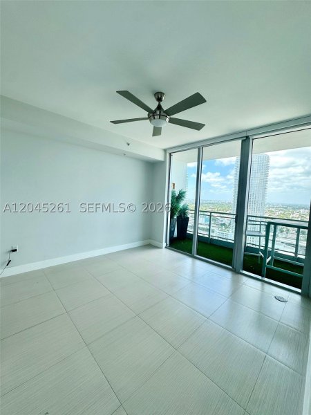 Comprar apartamento en Mint at Riverfront 3608