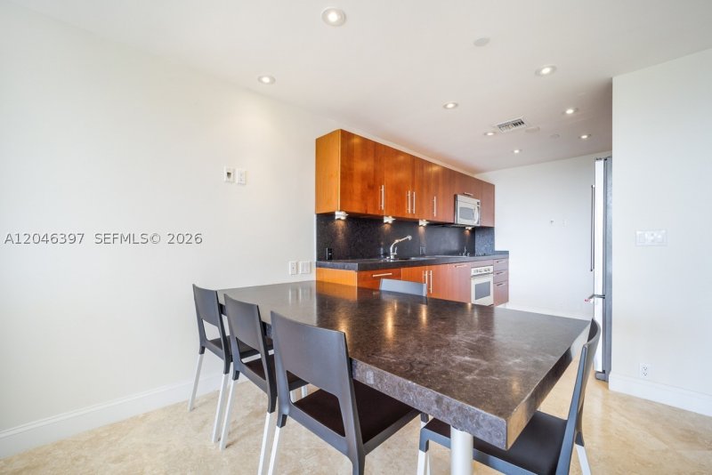 Apartment for rent at Key Colony III Emerald Bay 439