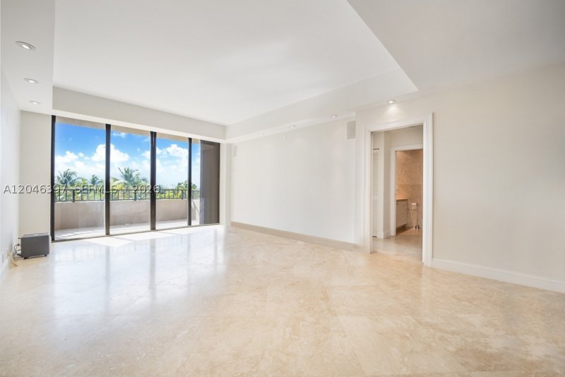 Apartment for rent at Key Colony III Emerald Bay 439