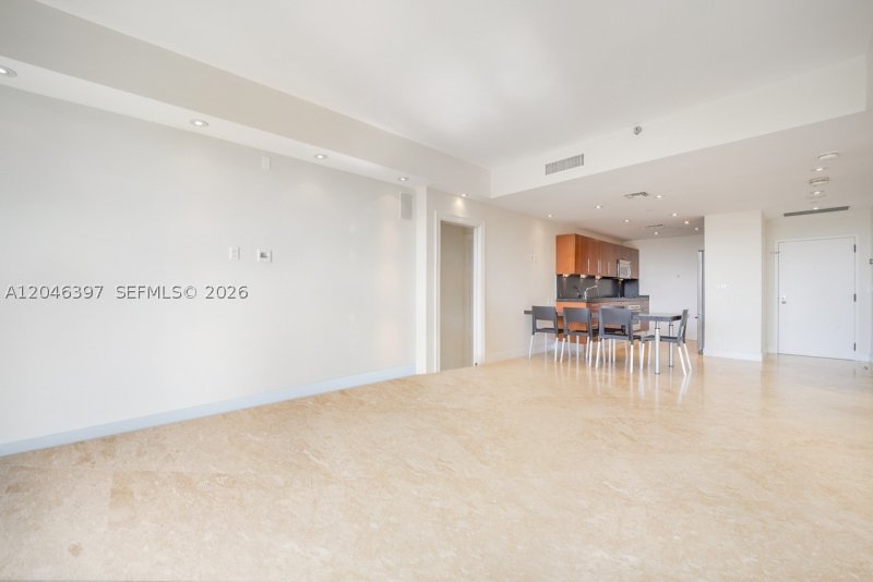 Apartment for rent at Key Colony III Emerald Bay 439