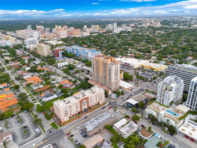 Apartment for rent at Gables Marquis 804