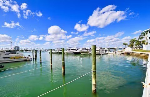 Condo for sale at Bayshore Yacht Tennis Club 214