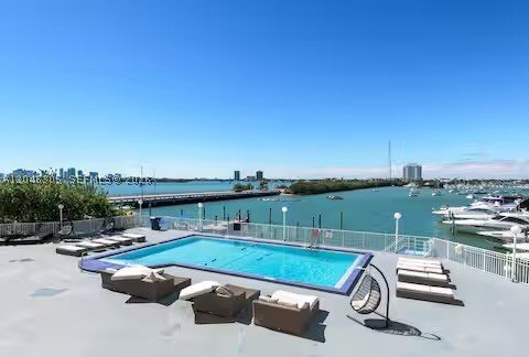 Condo for sale at Bayshore Yacht Tennis Club 214