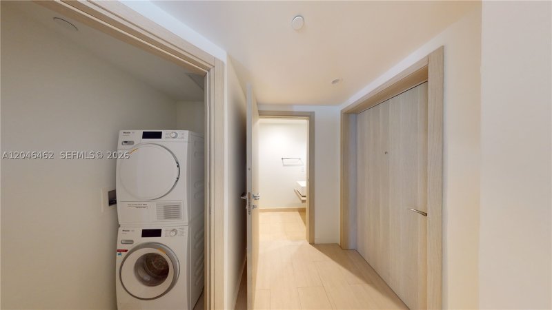 Apartment for rent at Brickell Flatiron 3915