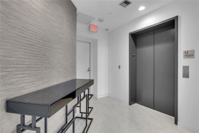Aluguel de apartamento no Biscayne Beach 4308
