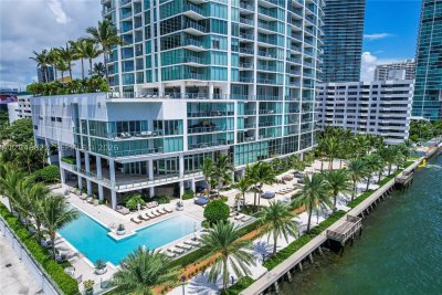 Aluguel de apartamento no Biscayne Beach 4308