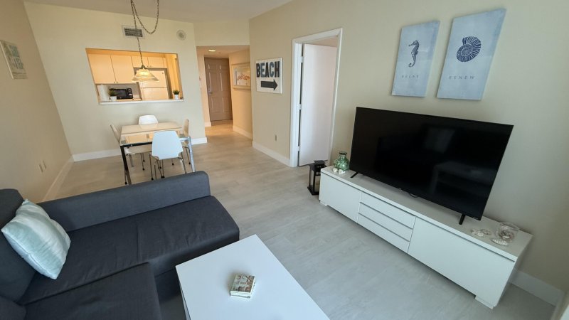 Condo for sale at The Tides at Bridgeside Square 623