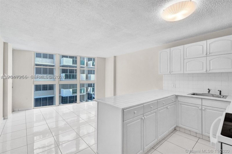 Condo for sale at Bayview Terrace 613