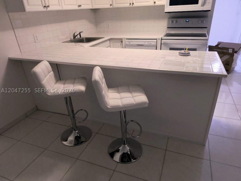 Condo for sale at Bayview Terrace 613