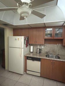Comprar apartamento en Plaza Towers North 205