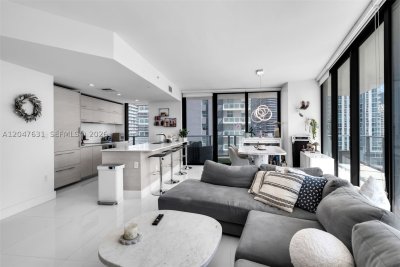 Comprar apartamento en Dua Miami - SLS Brickell Condo 1601
